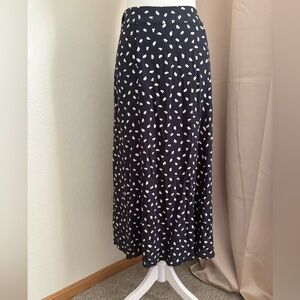 LOFT Navy and White Maxi/Midi Skirt